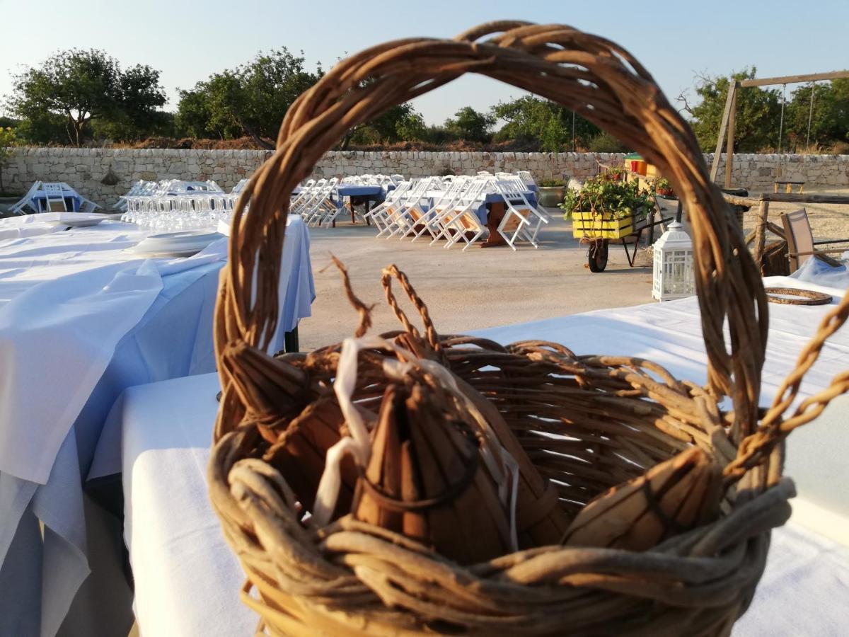 Agriturismo Tenuta Sparaceto Модика Екстериор снимка