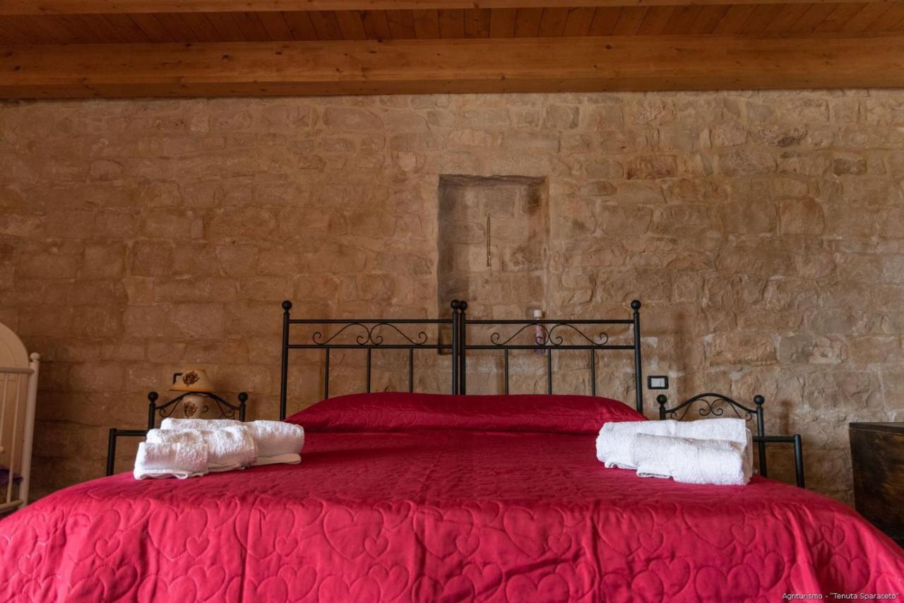 Agriturismo Tenuta Sparaceto Модика Екстериор снимка