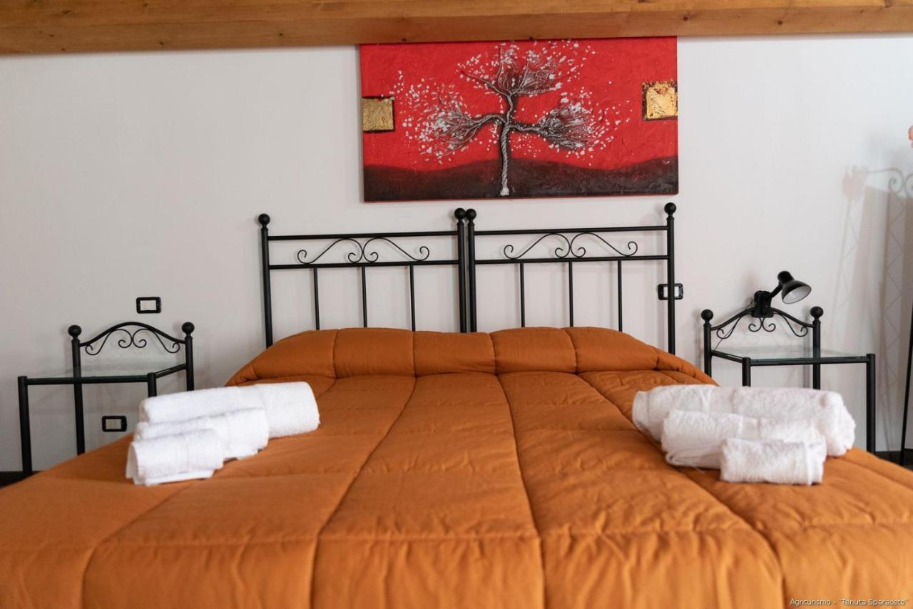 Agriturismo Tenuta Sparaceto Модика Екстериор снимка