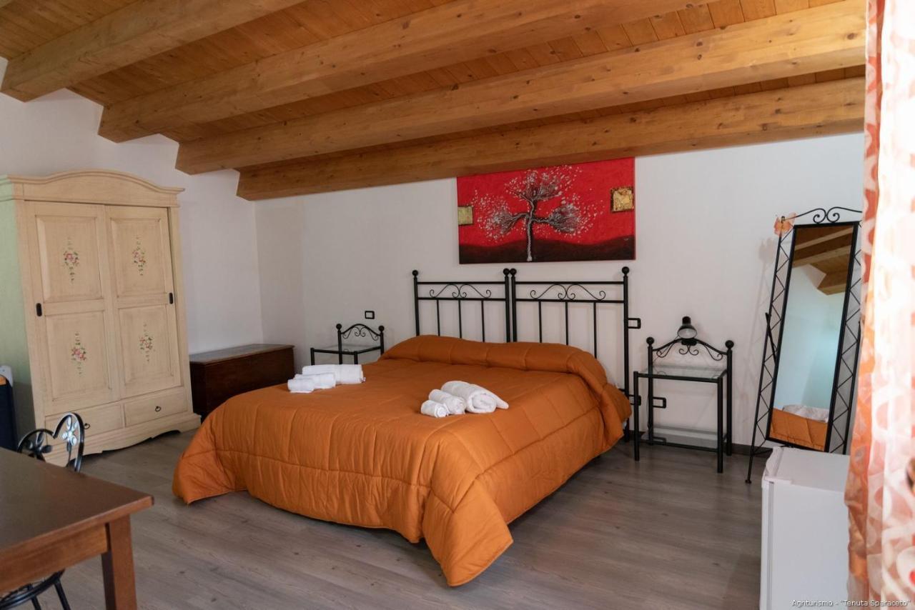 Agriturismo Tenuta Sparaceto Модика Екстериор снимка